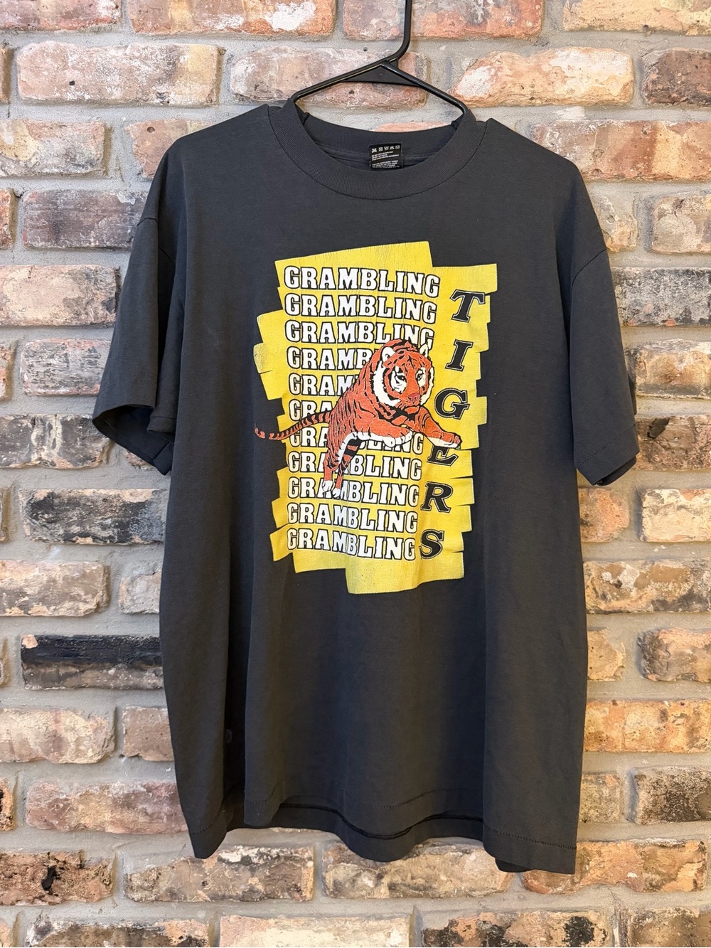 Vtg Fruit of the Loom BEST Grambling Tigers Graphic Print T-Shirt Men’s XL